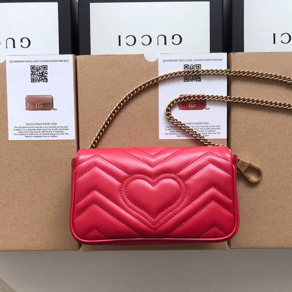 Gucci GG Marmont matelass?? leather super mini bag 476433