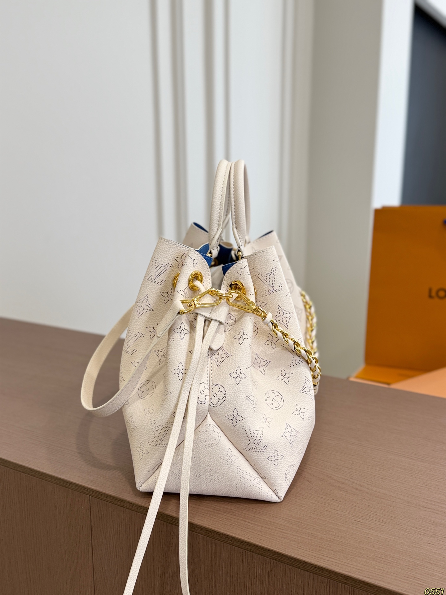 LV New Openwork Handbag