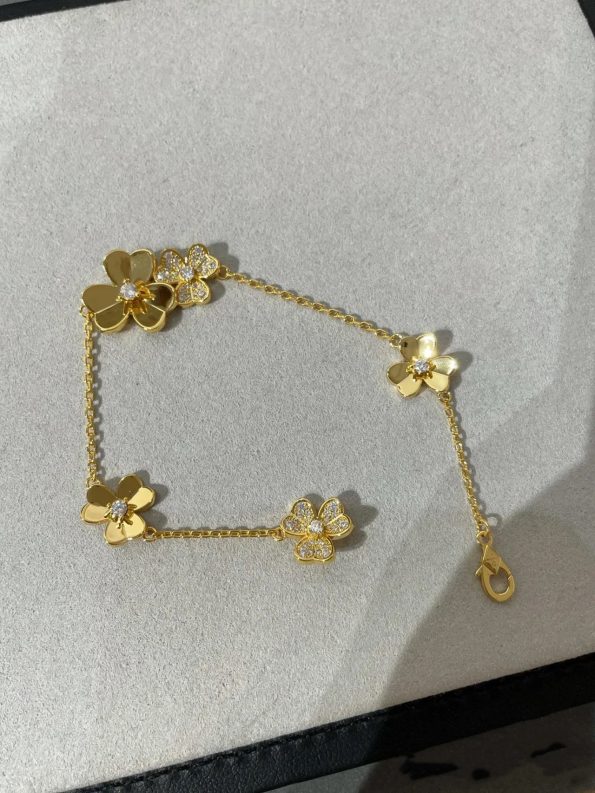Van Cleef Frivole Bracelet Dupe, in Gold