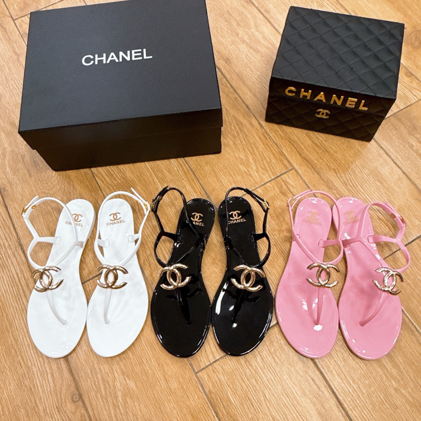 Chanel CC Logo Thong Sandals