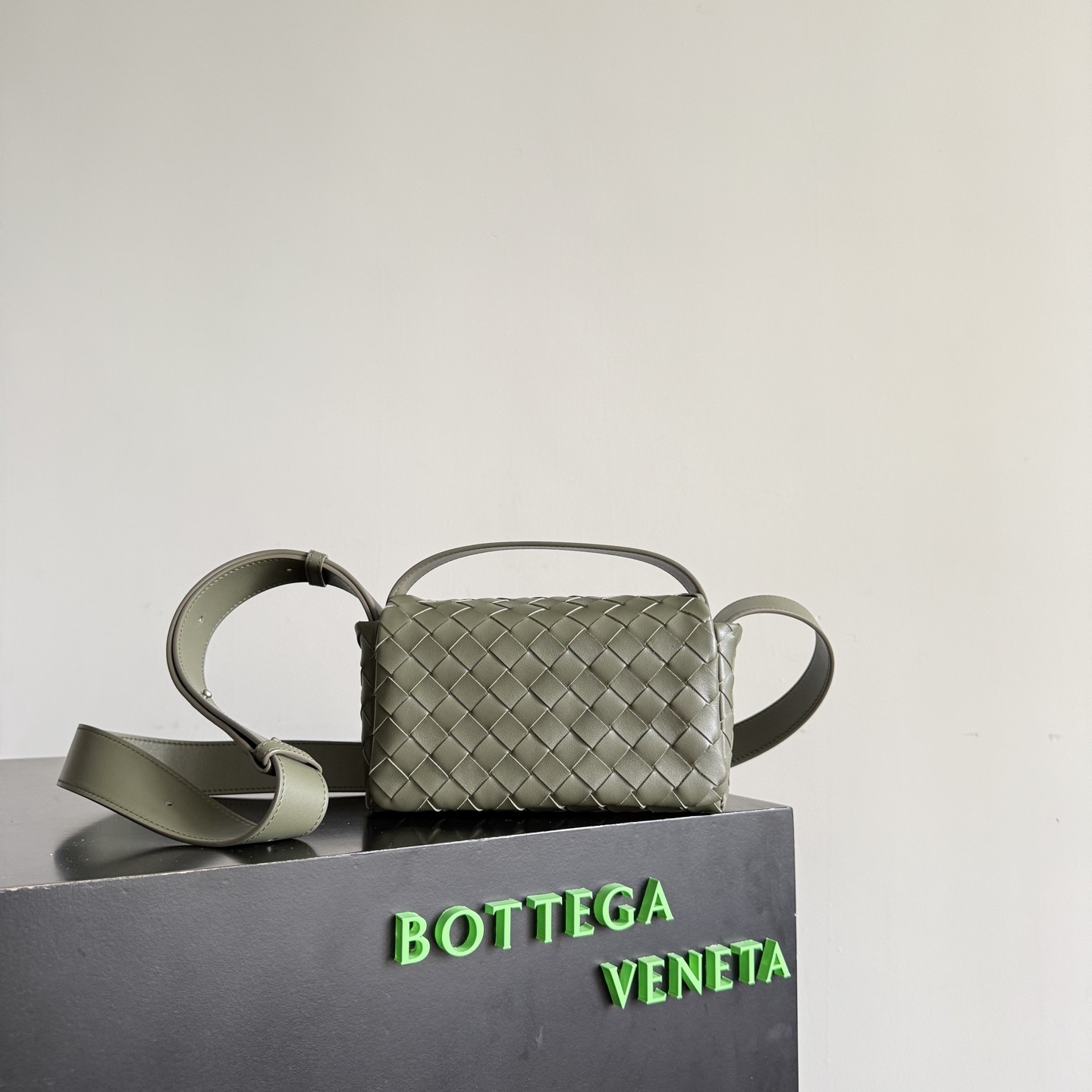 Bottega Veneta BV Intrecciato Mini Bag