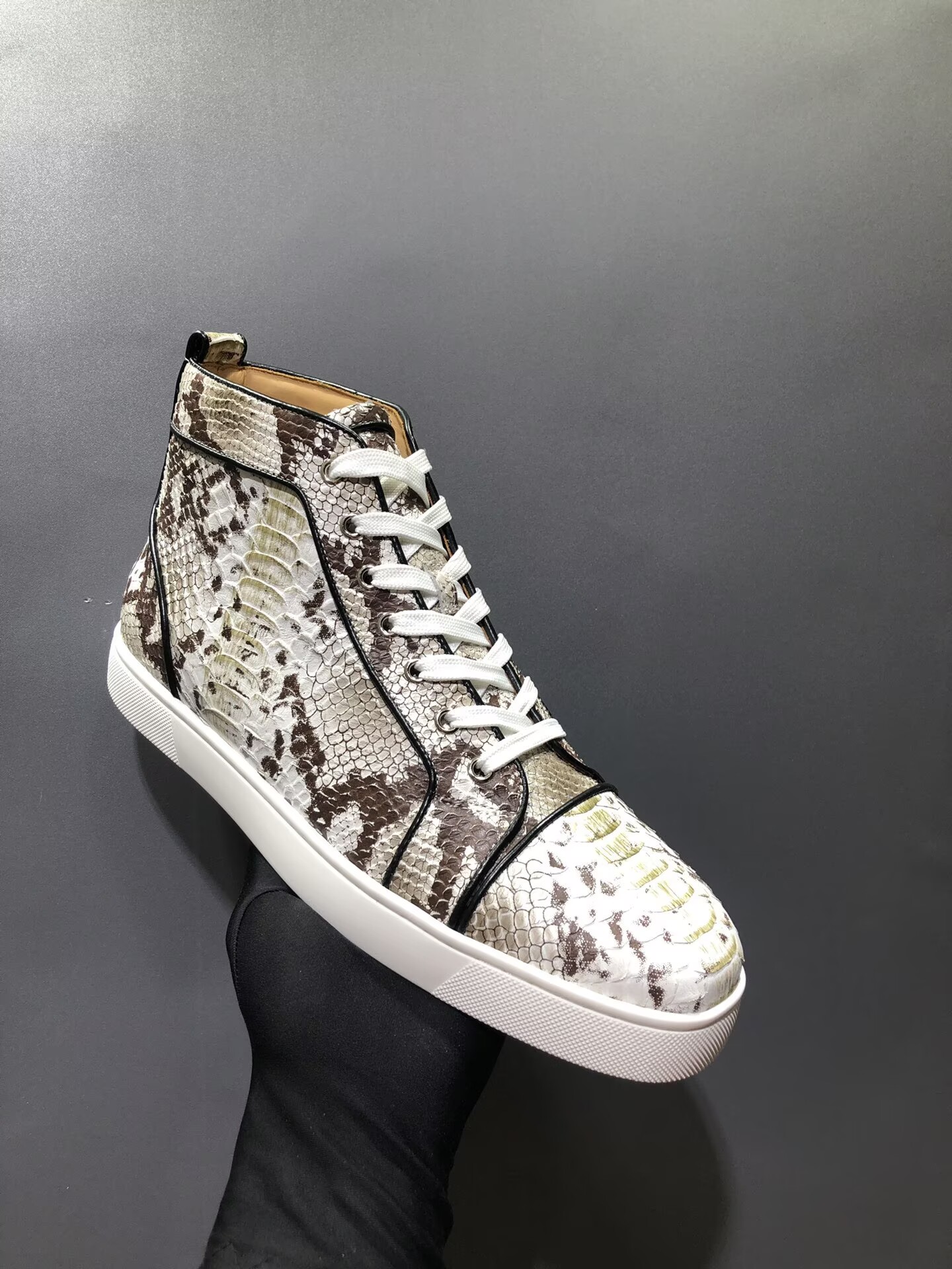 Christian Louboutin Red bottom High-Top - CCSHOES