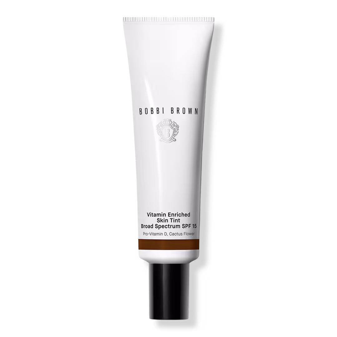 BOBBI BROWN  Vitamin Enriched Skin Tinted Moisturizer SPF 15