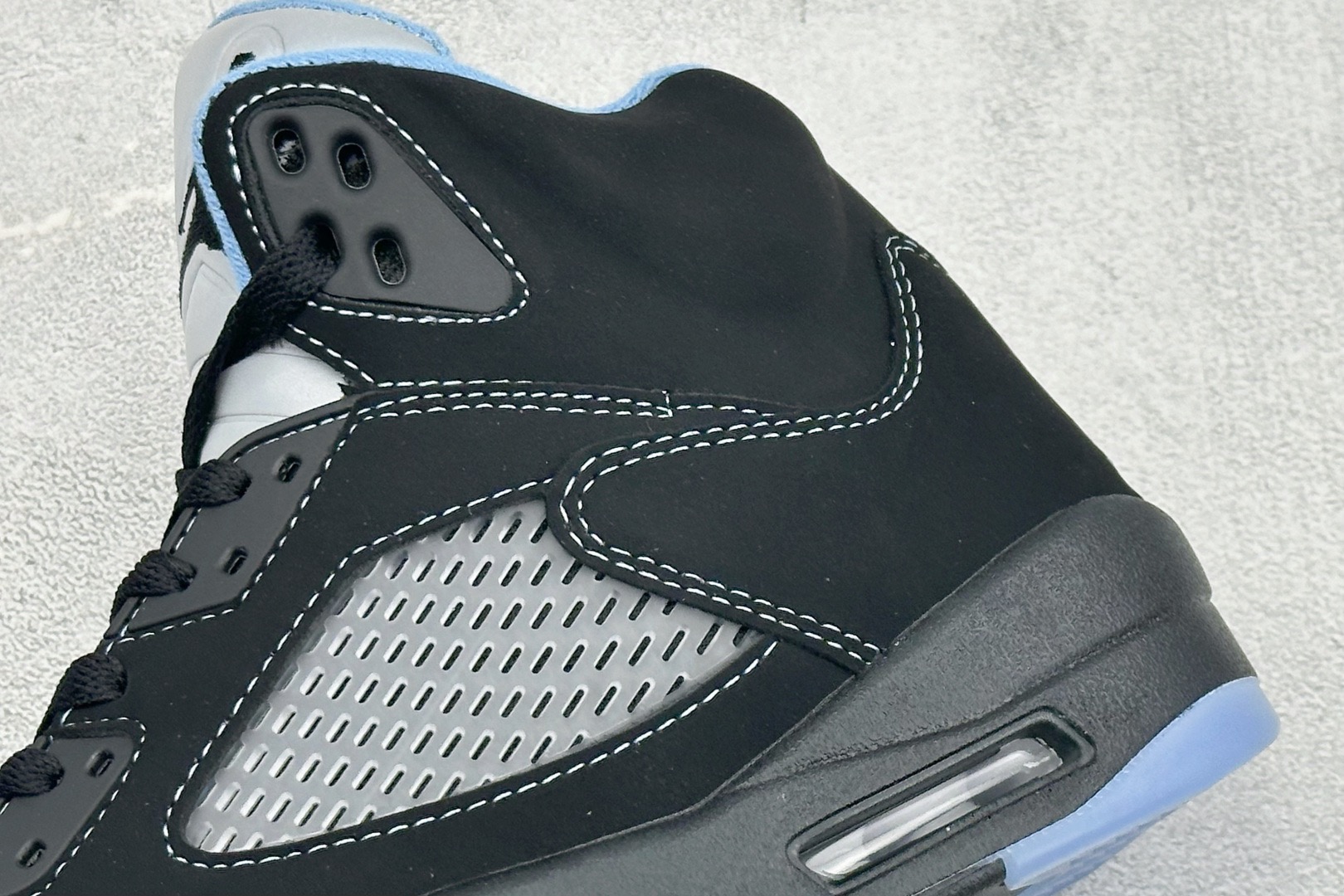 AIR JORDAN 5 Retro 