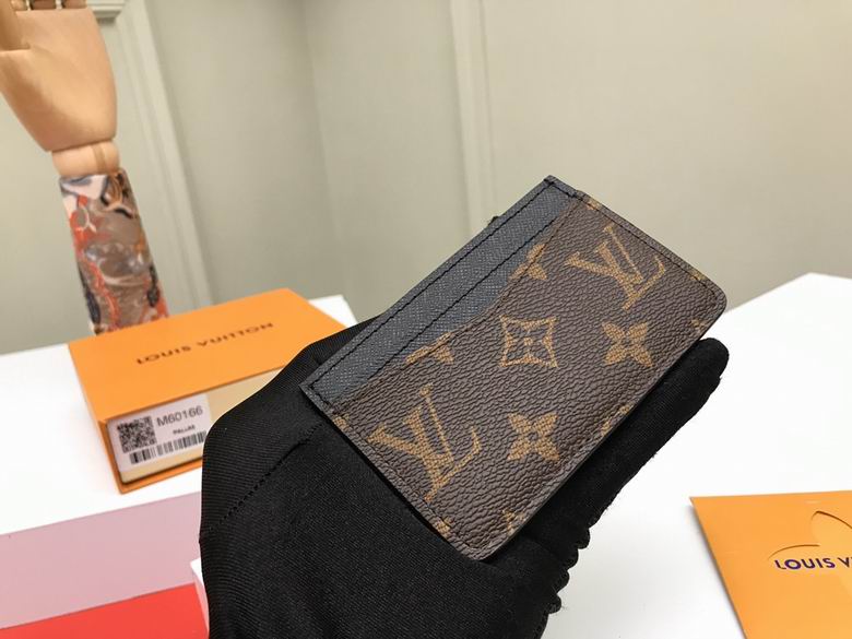 LV M60166 11x7x0.6cm YG