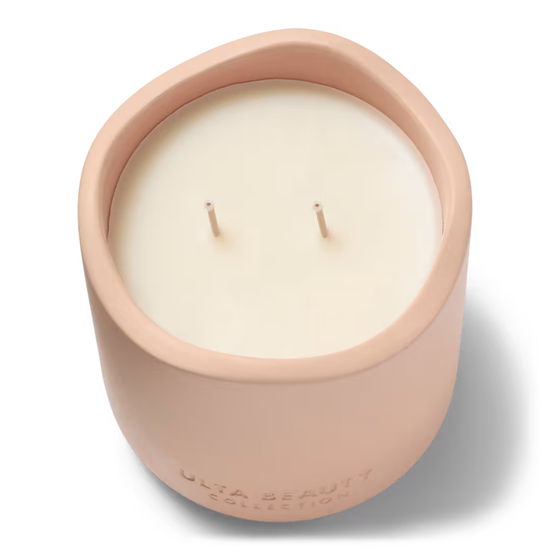 ULTA Beauty Collection  Wool & Tonka Soy Blend Candle