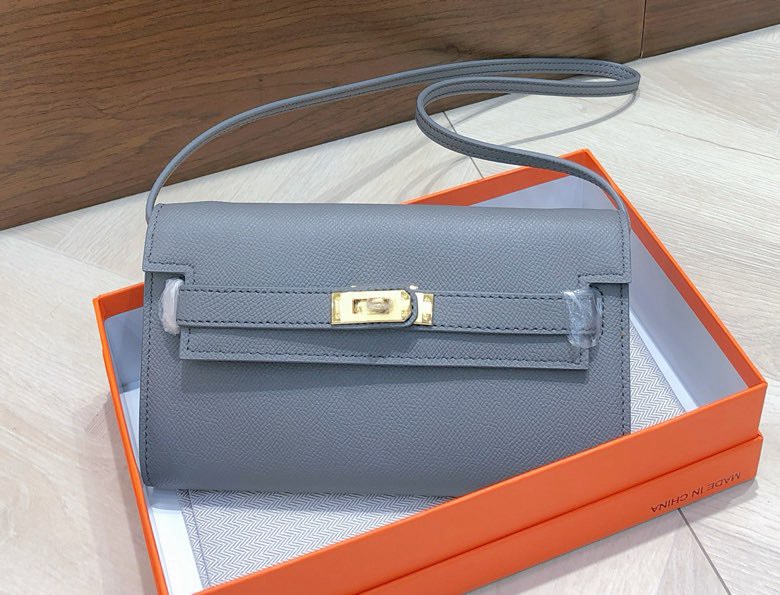 Hermes Kelly Wallet to Go Gold Hardware