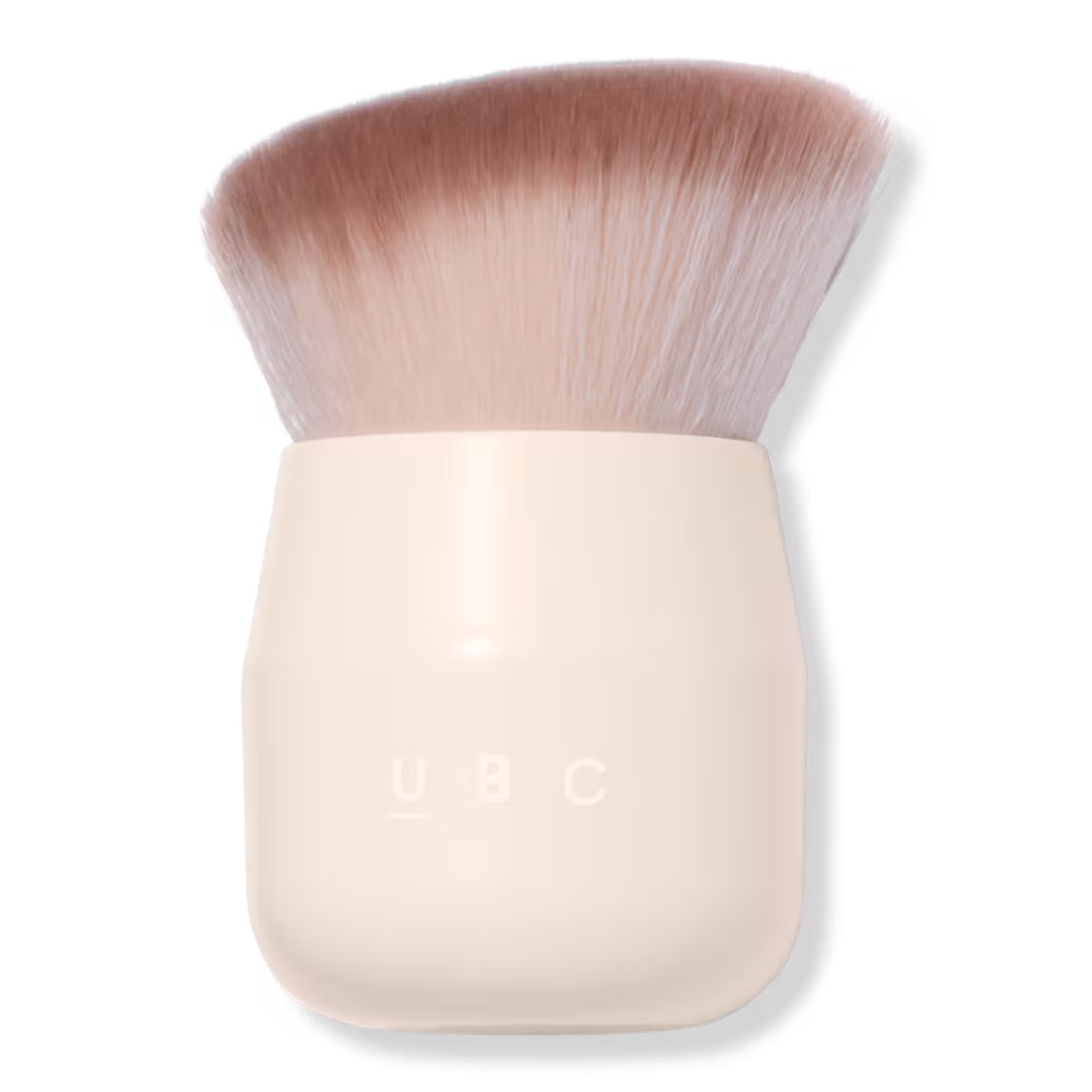 ULTA Beauty Collection  Face & Body Kabuki Brush 134