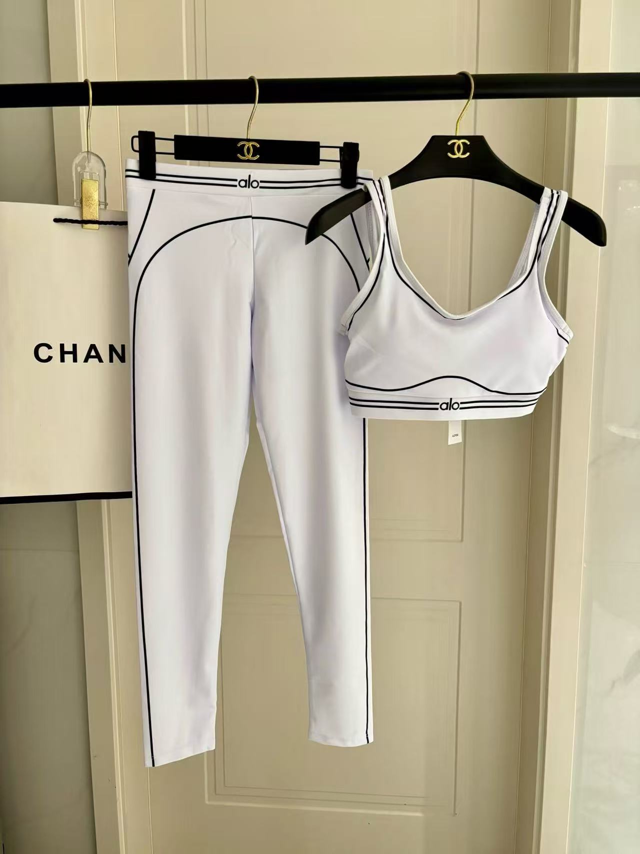 ALO Yoga Set