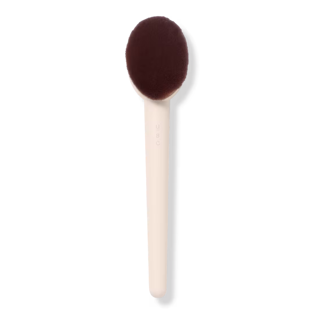 ULTA Beauty Collection  Full Coverage Foundation Brush 100