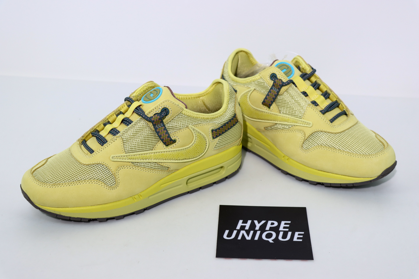 Travis Scott x Air Max 1 ‘Saturn Gold’