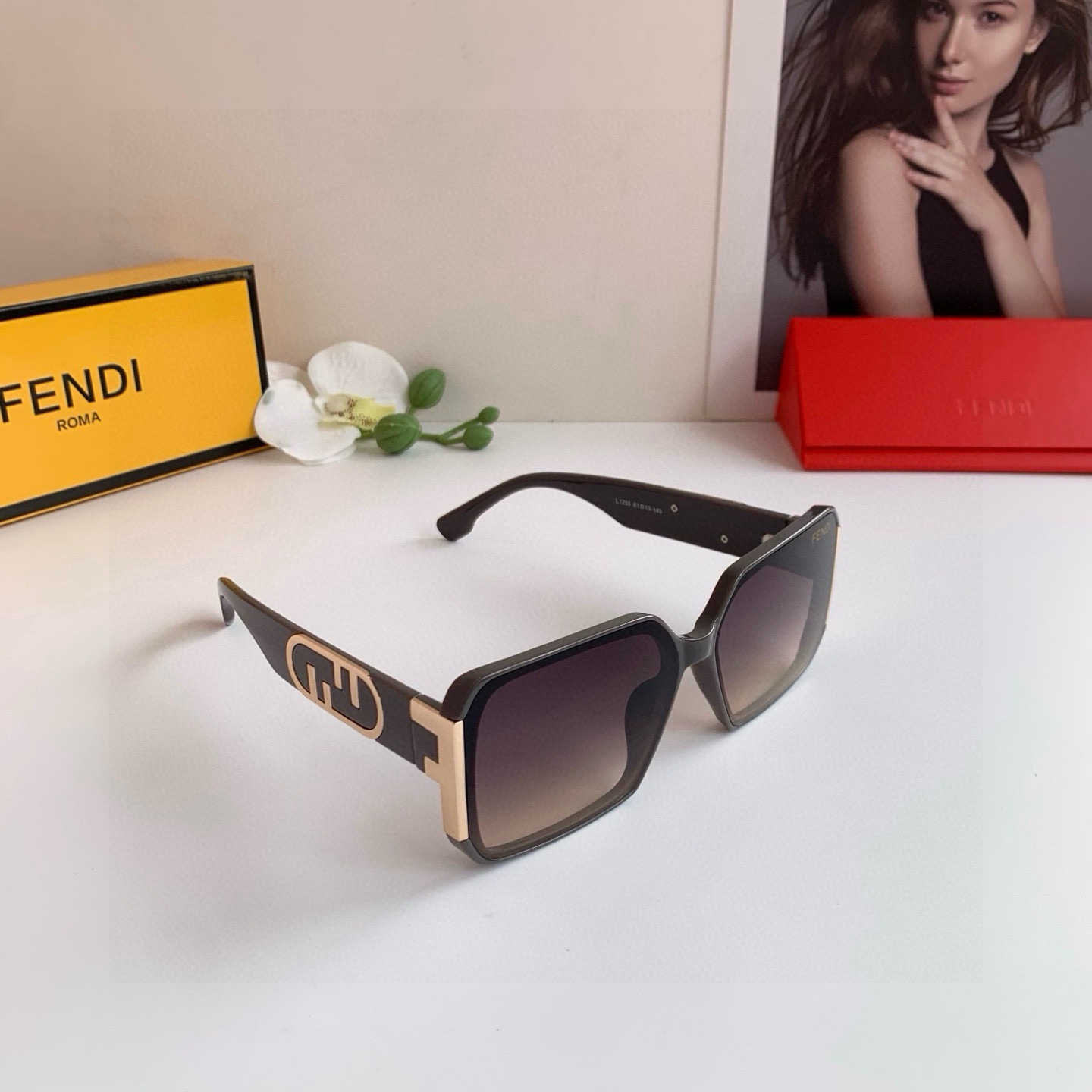 Fendi Fashion Sunglasses