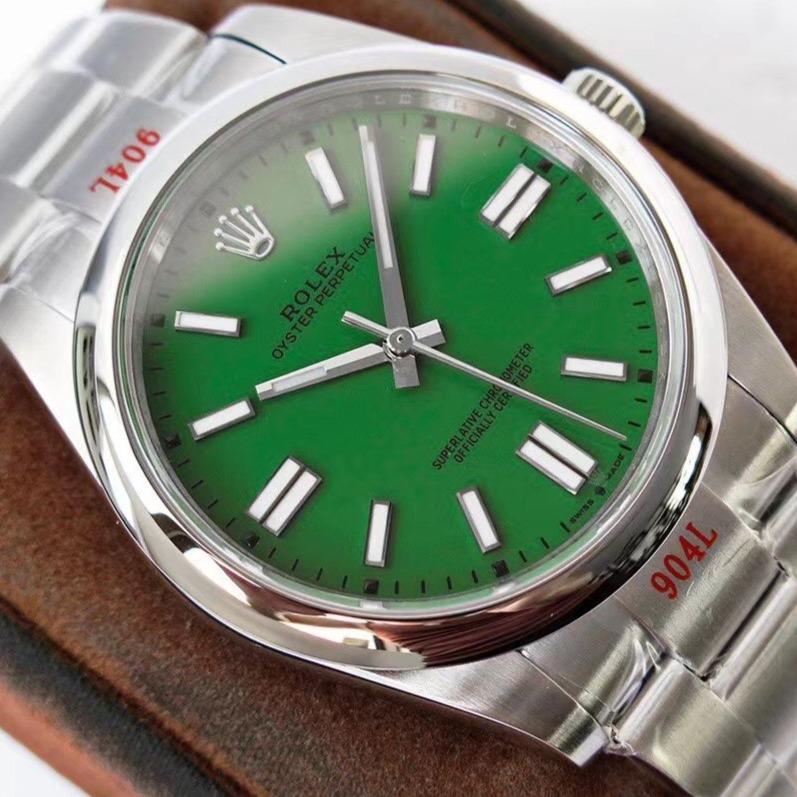 Rolex Watch OYSTER PERPETUAL 41 STAINLESS STEEL GREEN DIAL Watch