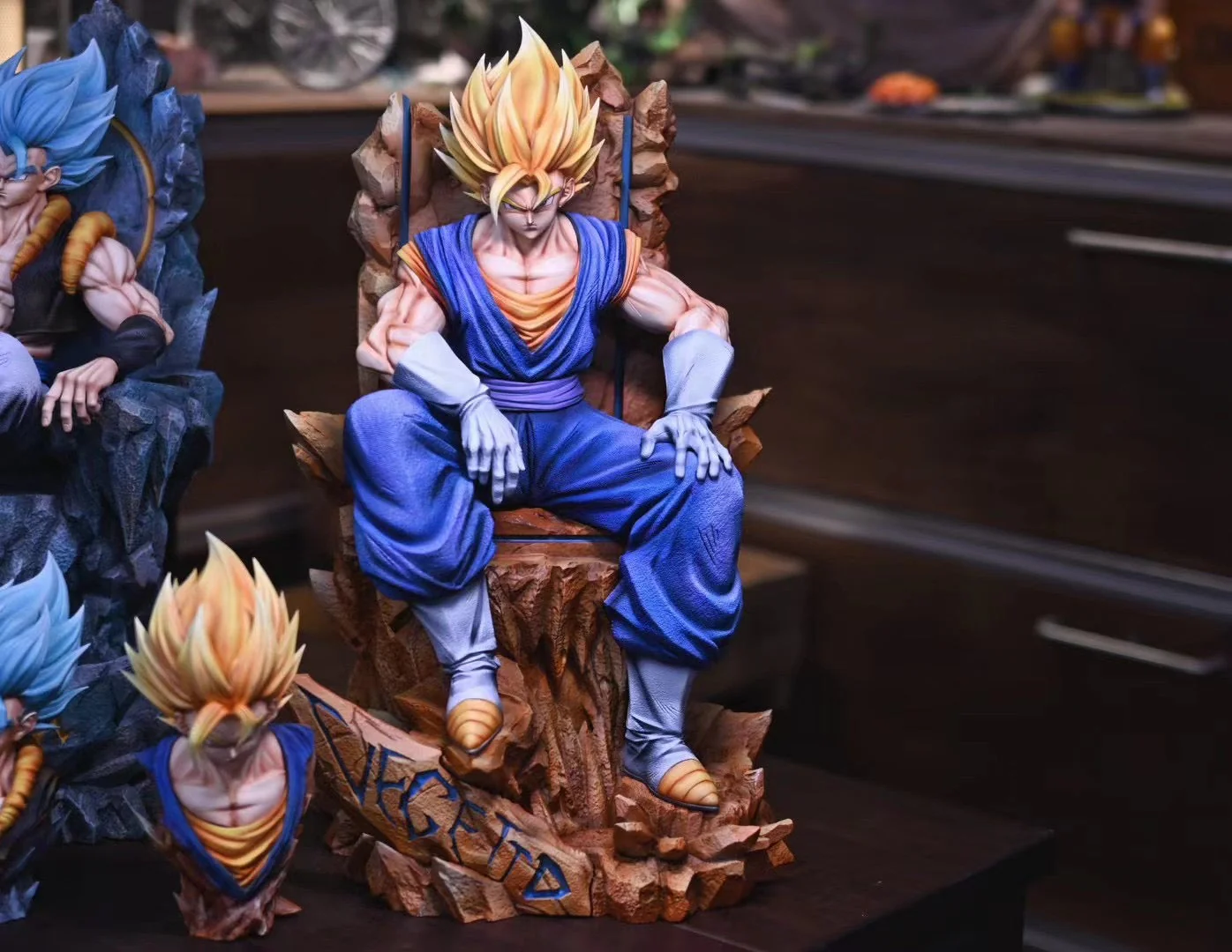 DW Studio - Gogeta & Vegito on Throne | 王座 悟吉塔 & 贝吉特
