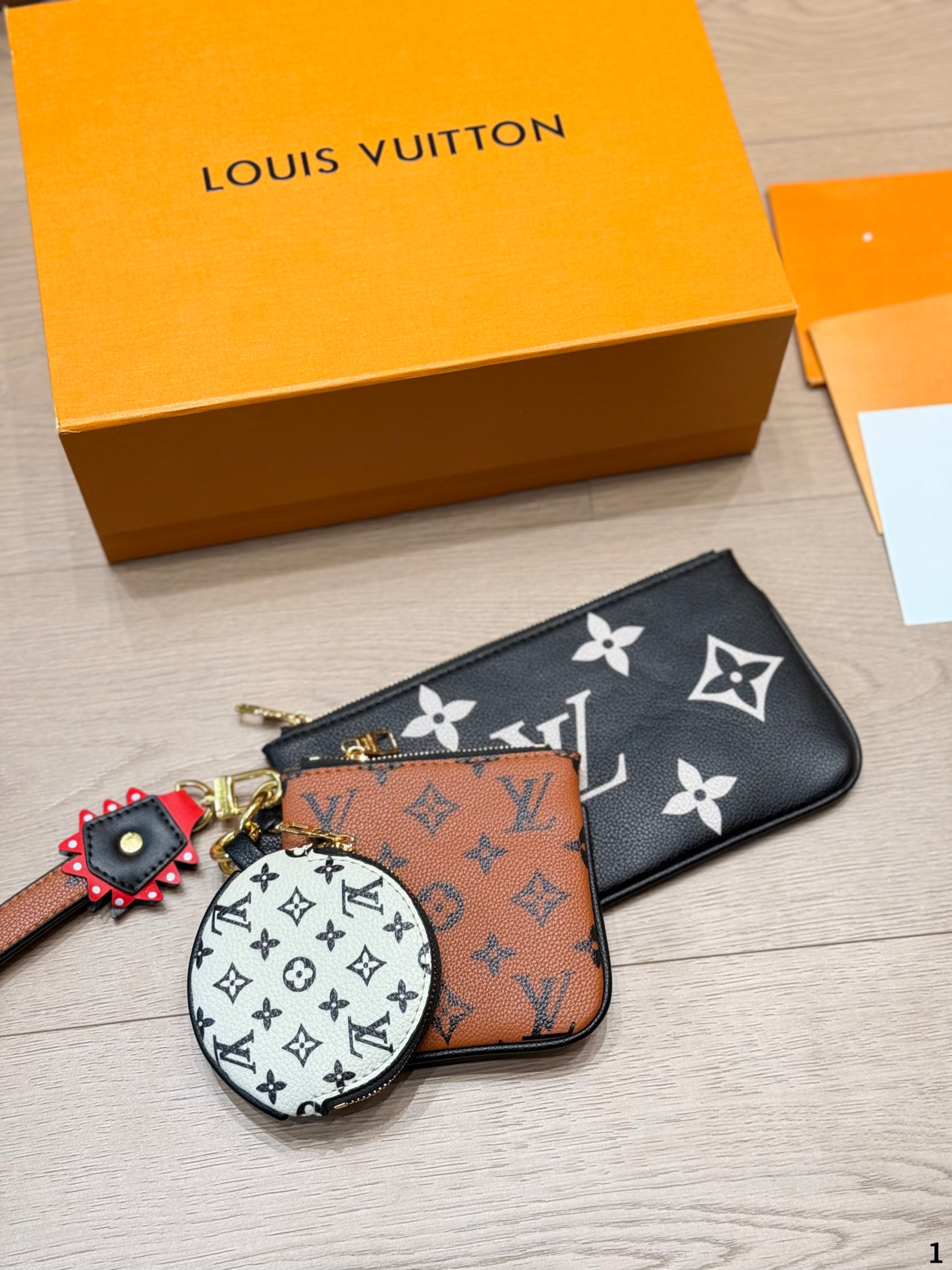 Louis Vuitton LV Trio 3-in-1 Coin Purse