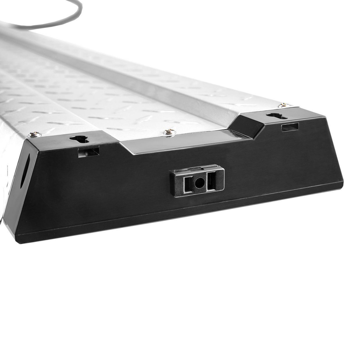 BRAUN 10,000 Lumen, 4 ft. Linkable Diamond Plate LED Hanging Shop Light