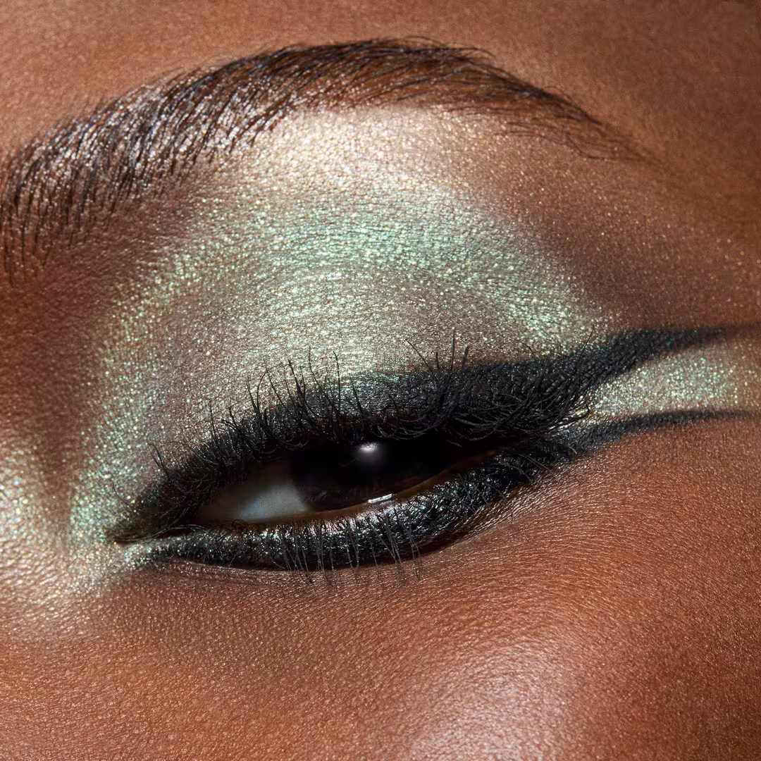 MAC  Small Glitter Eyeshadow