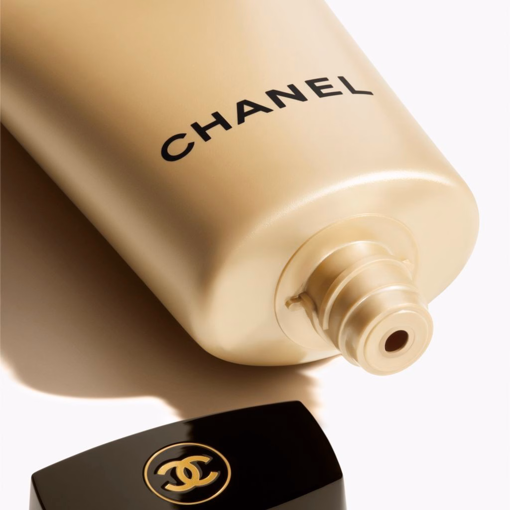 L'HUILE-EN-GEL DE DÉMAQUILLAGE