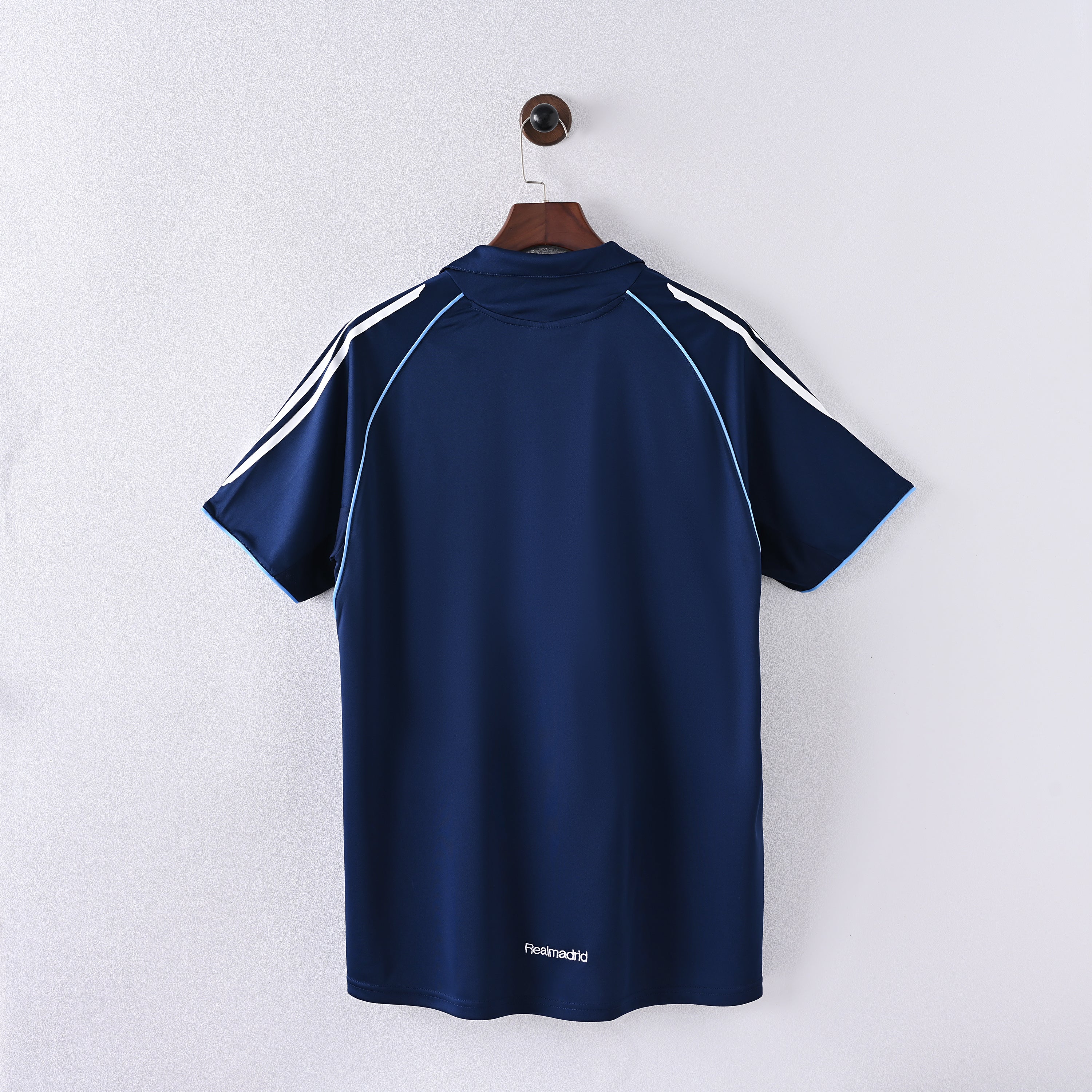 Real Madrid Retro Vintage Away Jersey Men 2005-2006