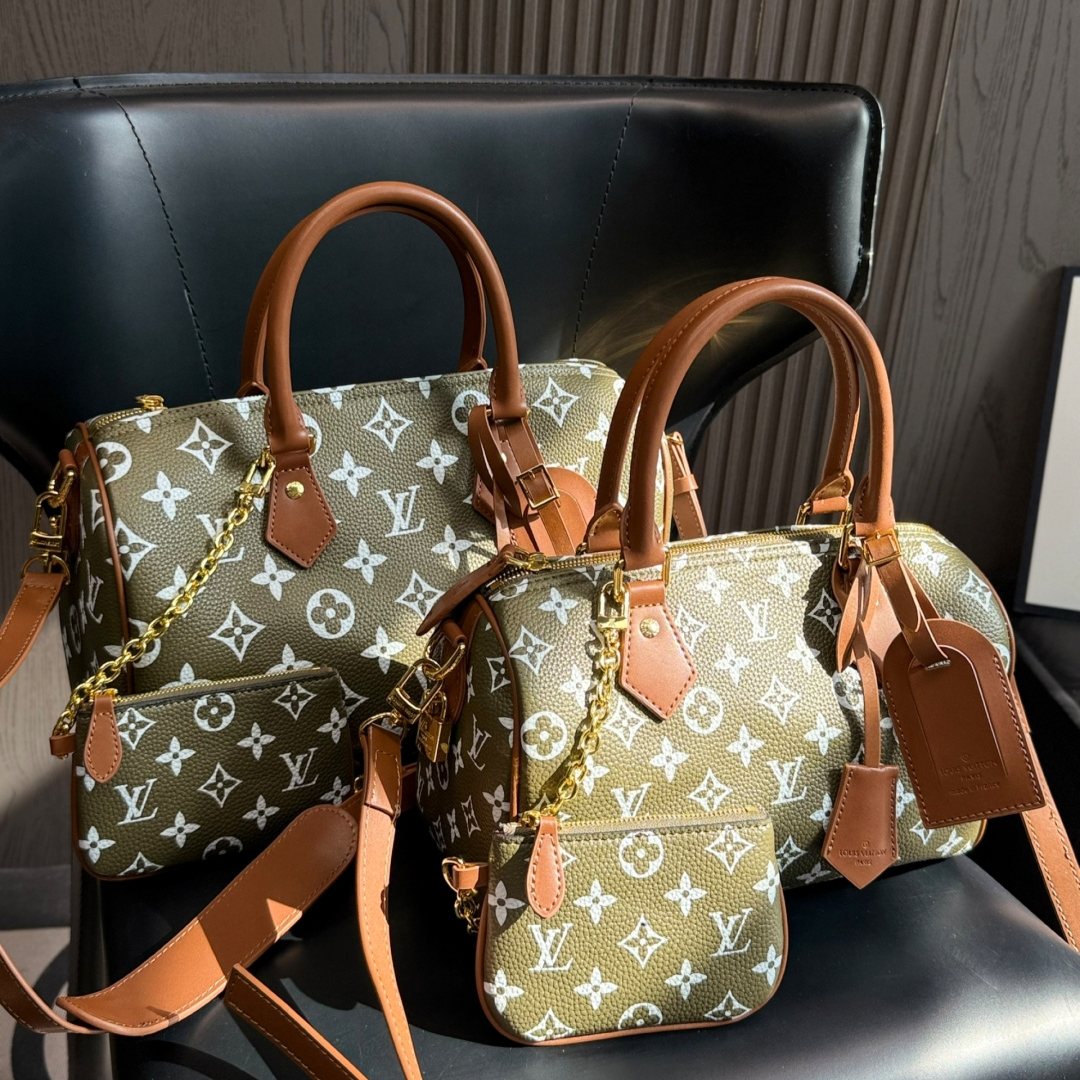 LV Speedy P9 Bandoulière Monogram Bag