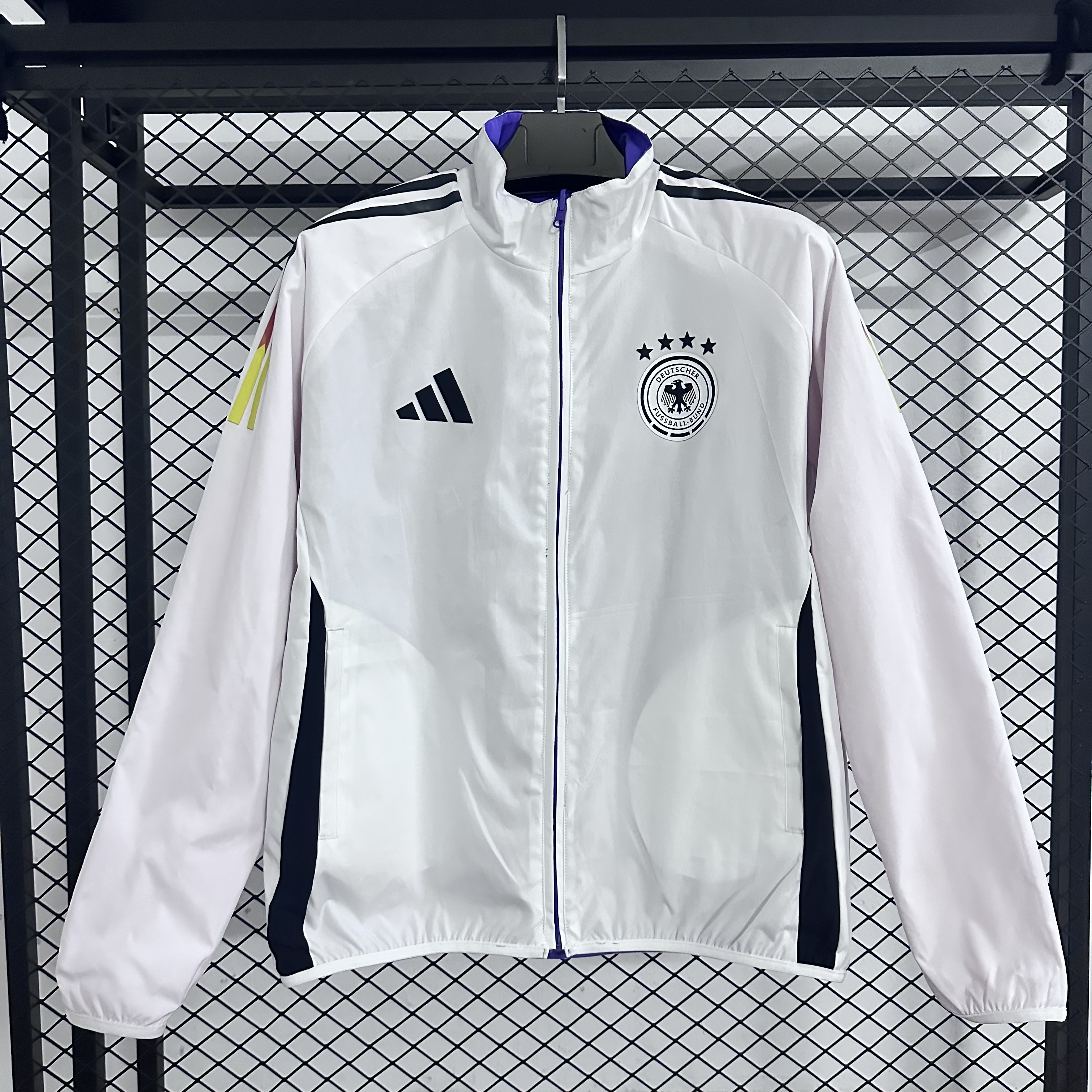 25-26 Double sided German white-purple