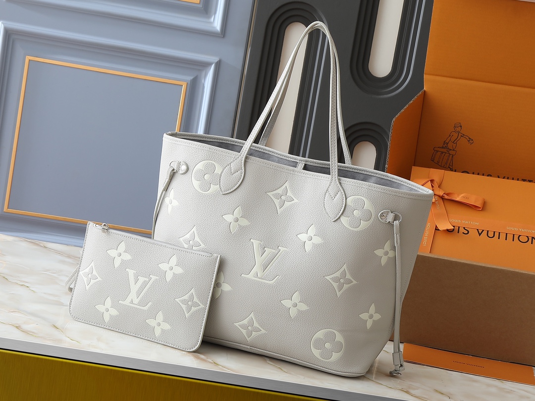 LV Neverfull Medium Handbag