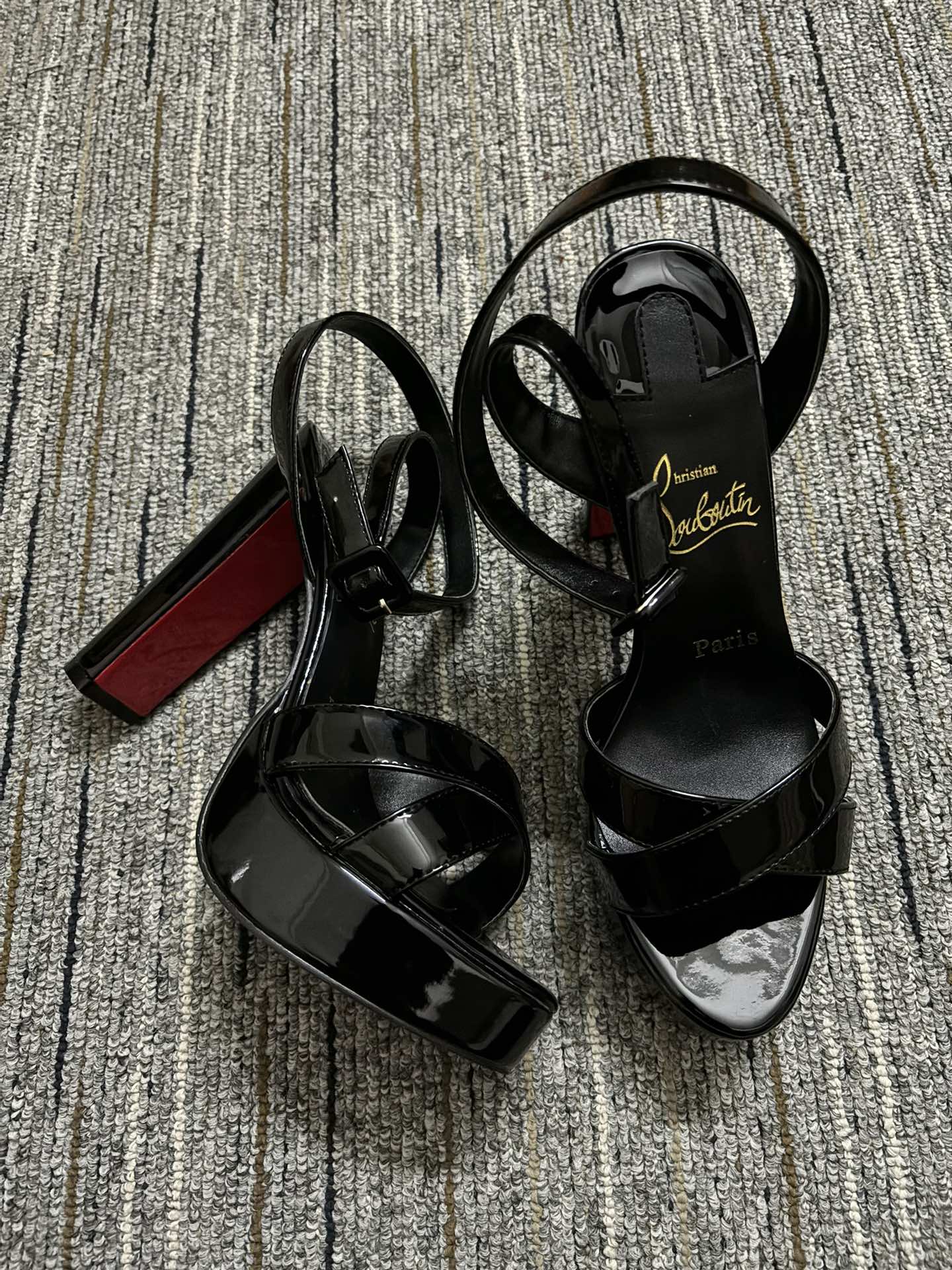 Christian Louboutin Movida Sabina Patent Platform Sandals