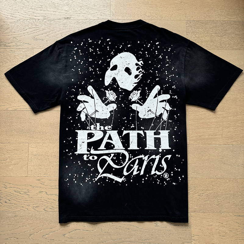 White hand-worn rose mask, mysterious rose print short-sleeved shirt