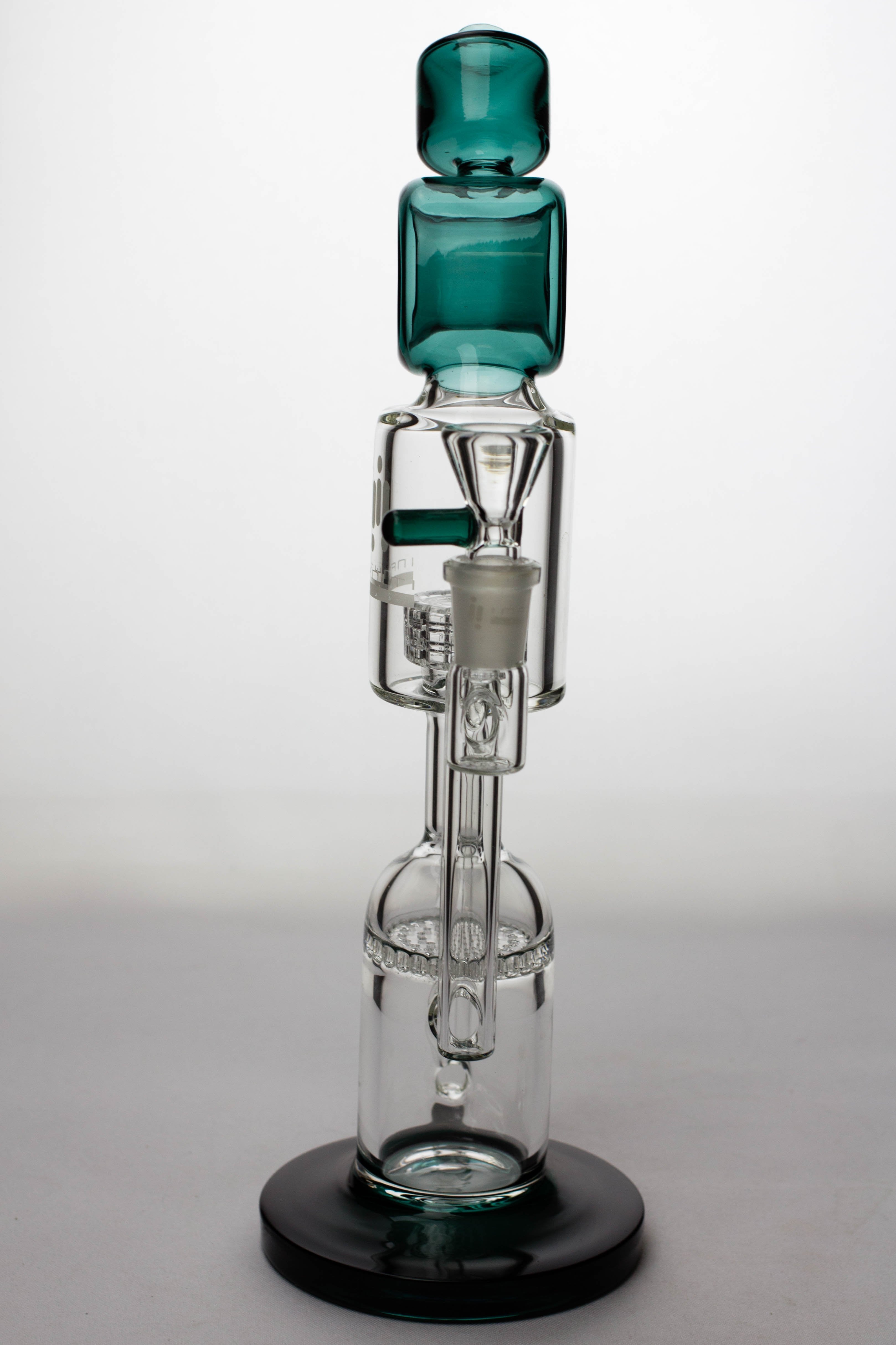 12 infyniti glass honey comb and shower head diffuser recycled bong