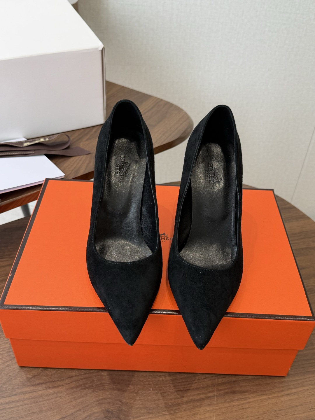 Hermès Pointed-Toe Pumps