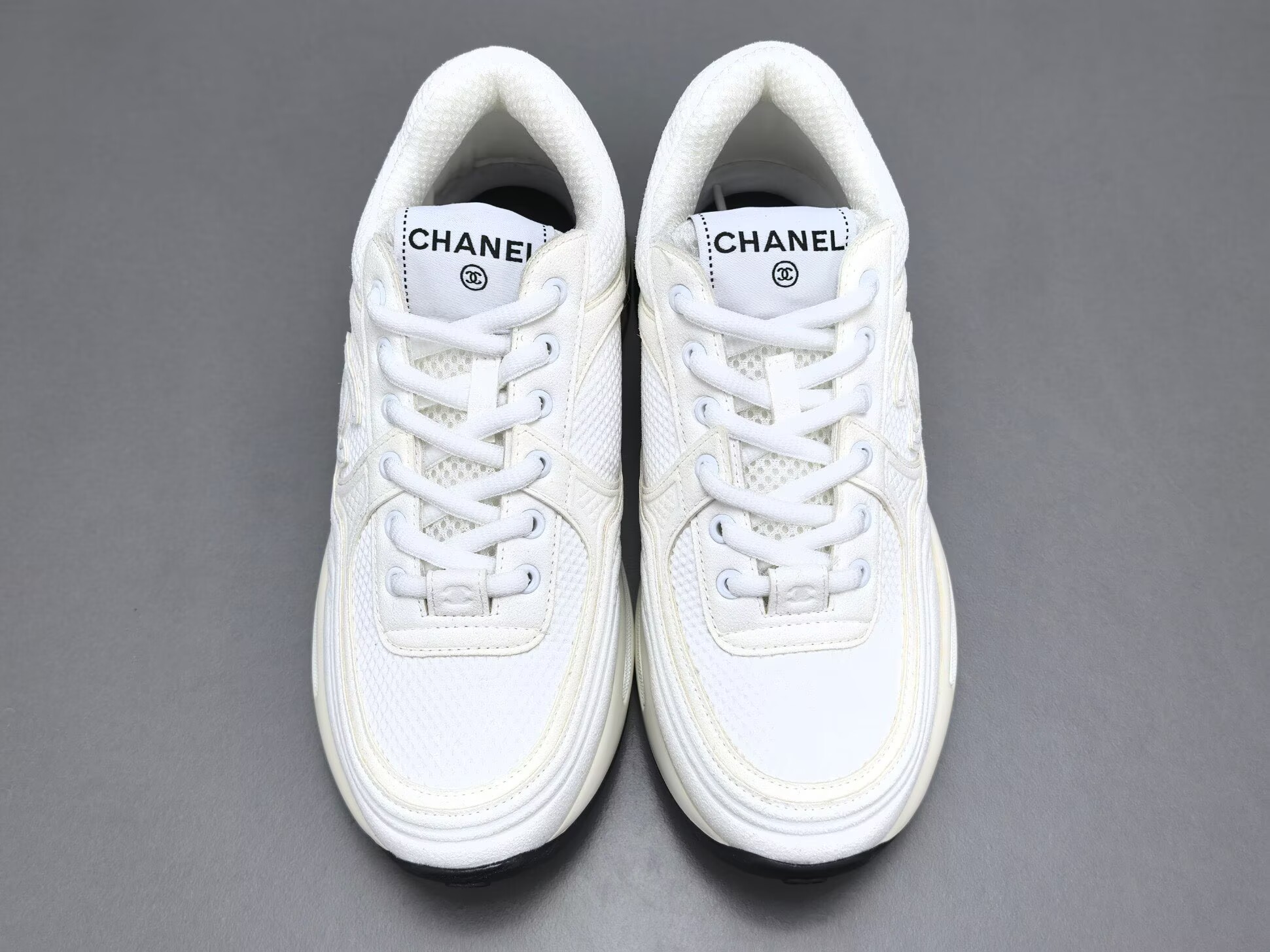 CHNE1 Leather Low Top Sneakers - CCSHOES