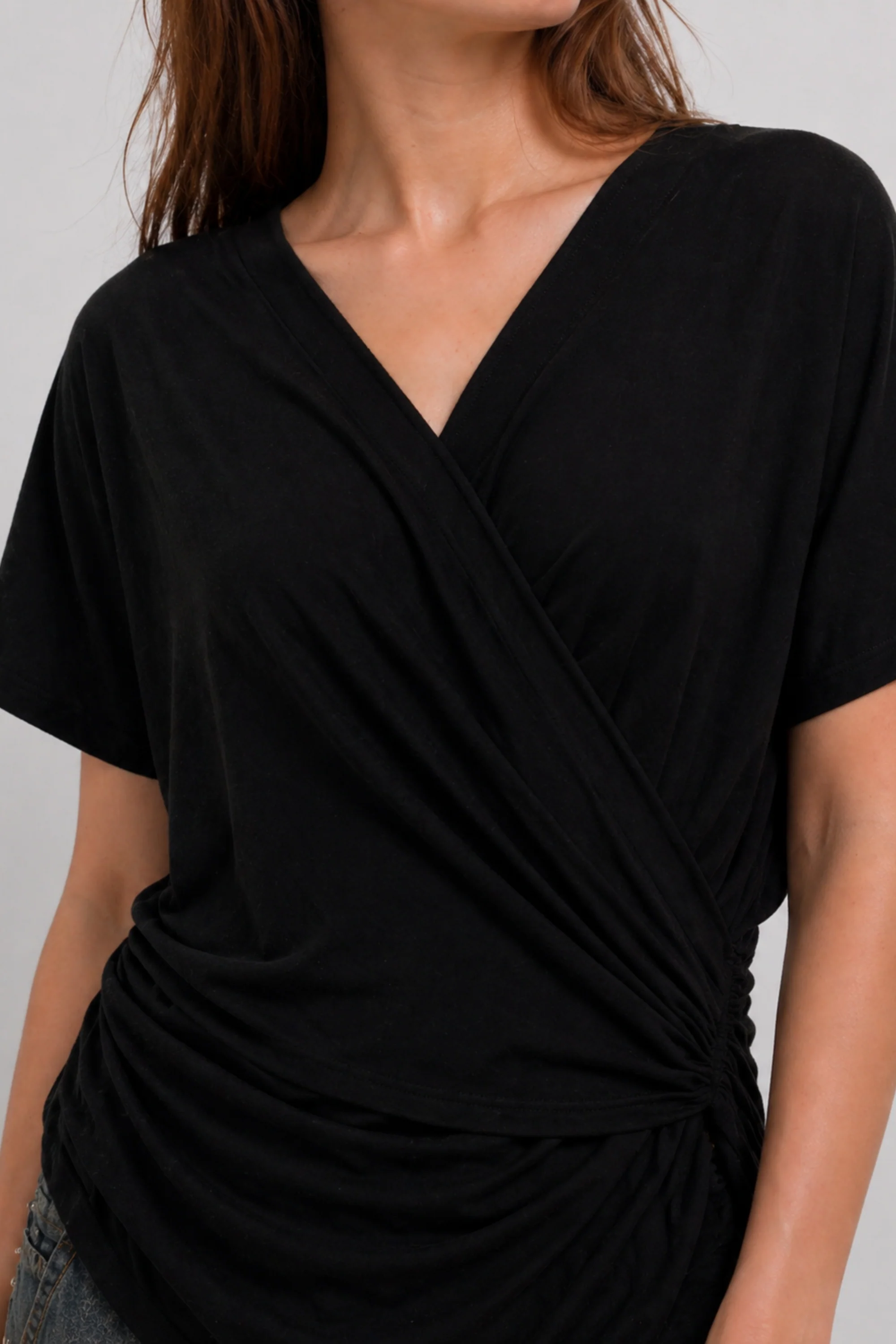 Off-Shoulder Noir Top
