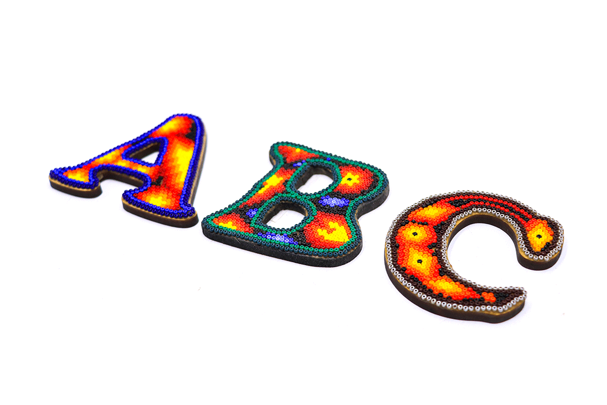 Letra A-Z - Obra de Arte Huichol