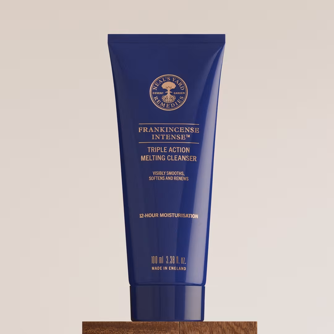 Neal's Yard Remedies  Frankincense Intense™ Triple Action Melting Cleanser