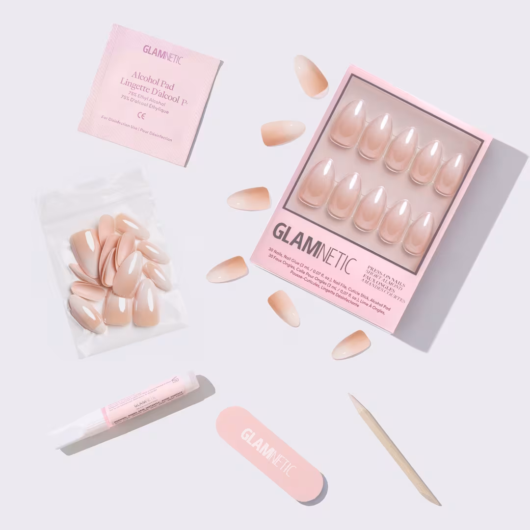 Glamnetic  Fiancéd Press-On Nails