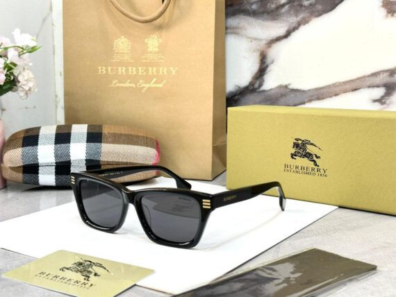 Burberry sunglasses 24