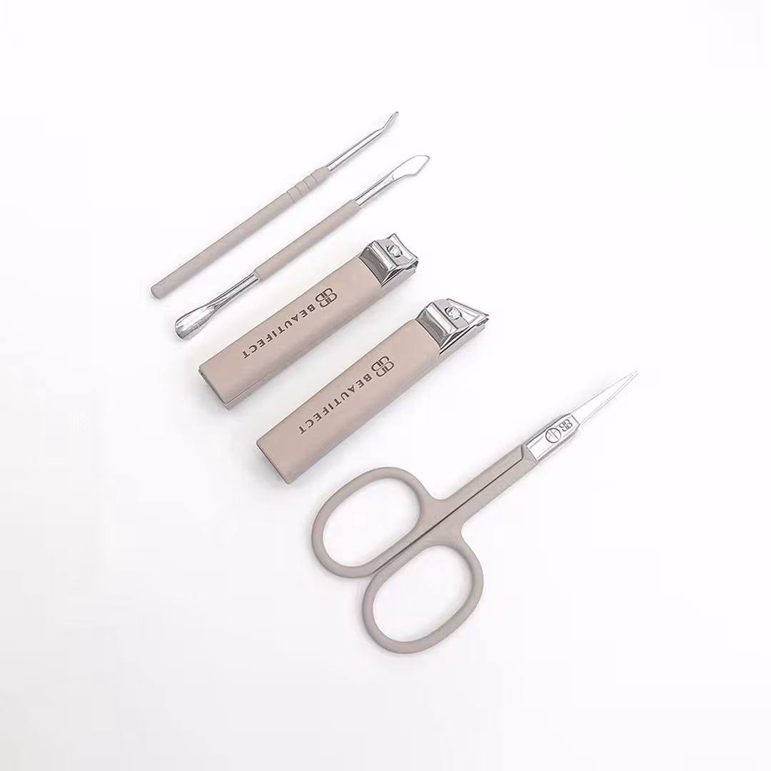 Beautifect  The Manicure Case