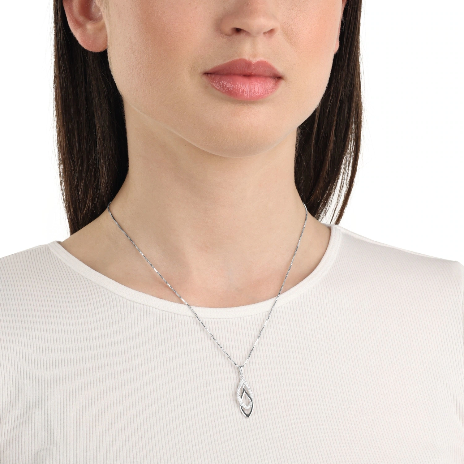 Kette mit Anhänger