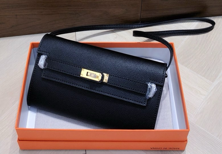 Hermes Kelly Wallet to Go Gold Hardware