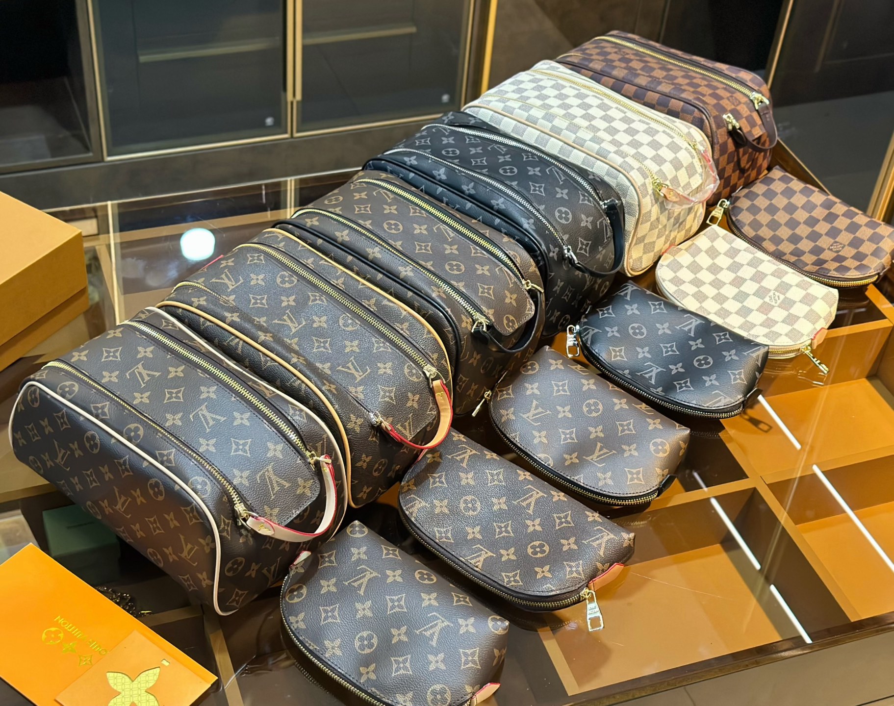 Flash Deal LV Toiletry Pouch Set Special Offer bag collection