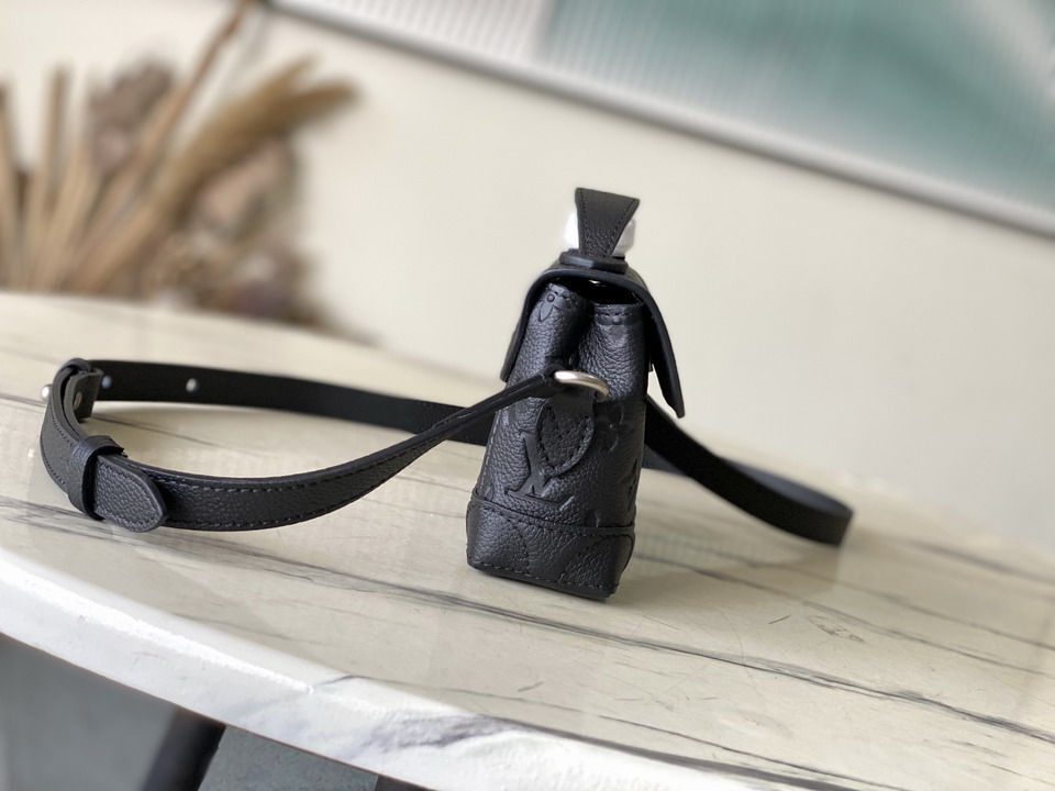 LV Steamer M13888 20x11x5cm gf