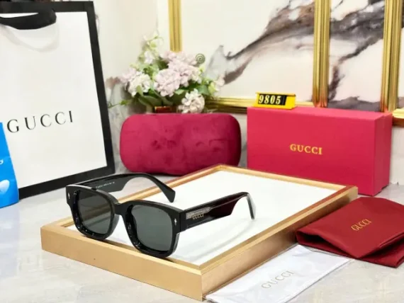 Gucci sunglasses 66