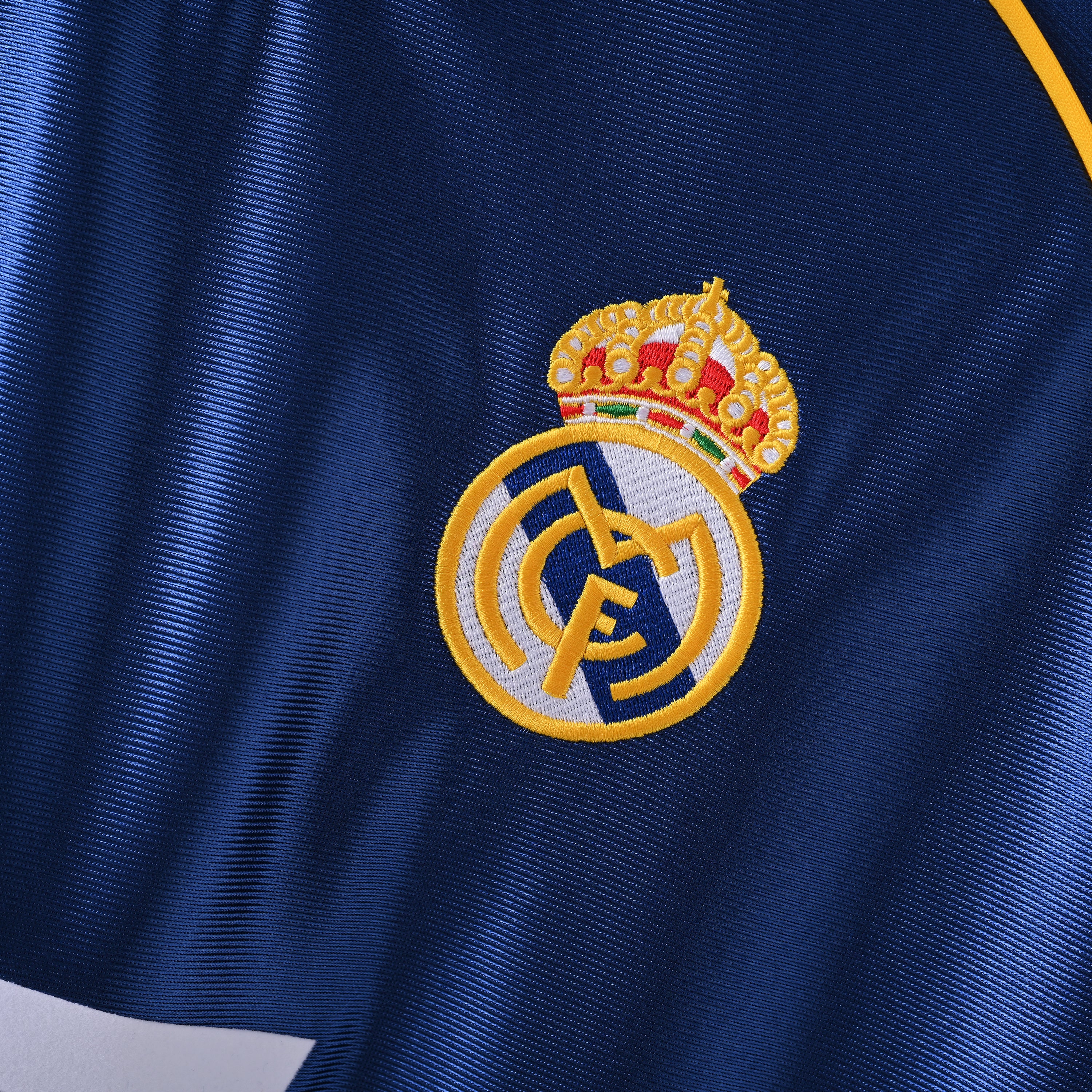 Real Madrid Retro Vintage Third Jersey Men 1998-1999