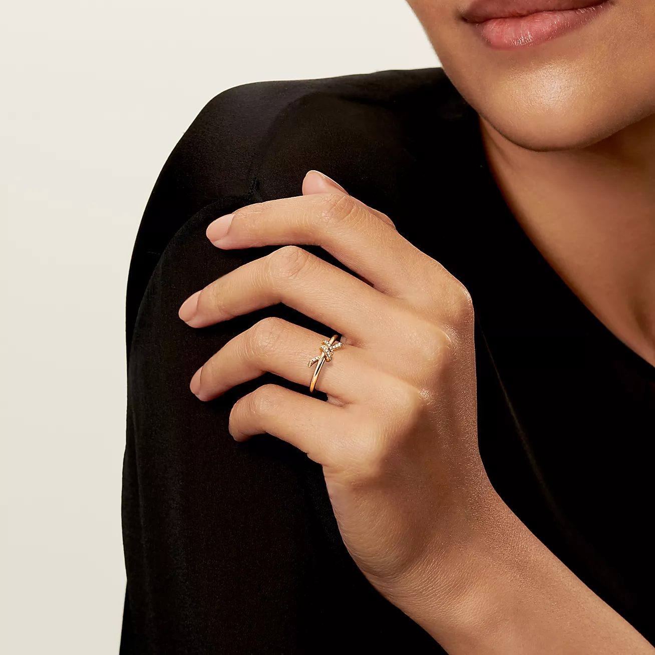 Tiffany & Co Knot Ring Replica