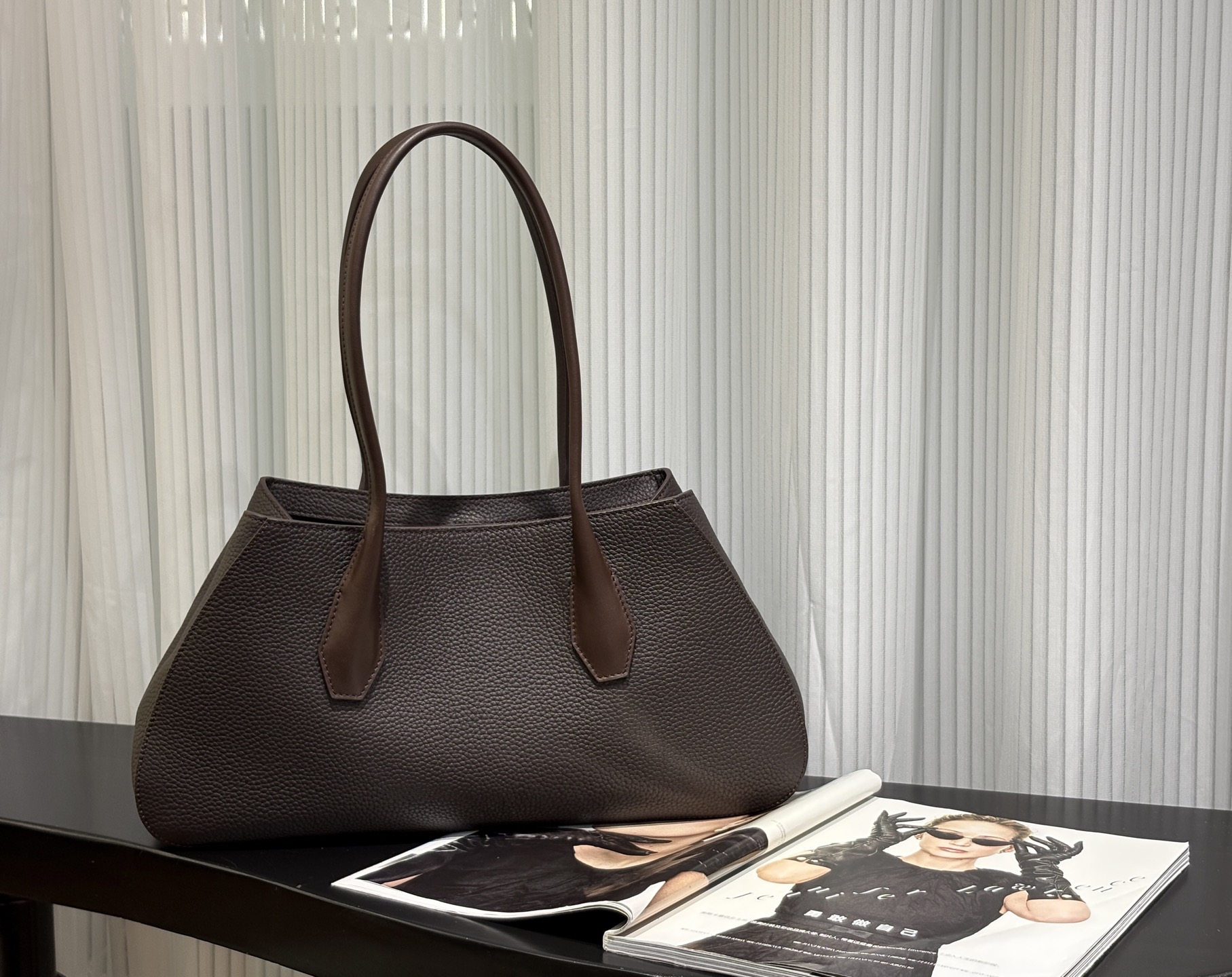 The Row TR 2025 Autumn/Winter Alger bag