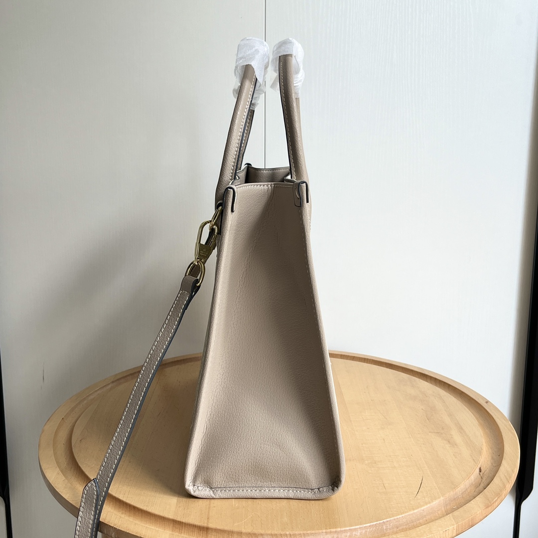 Gucci Retro Tote Bag