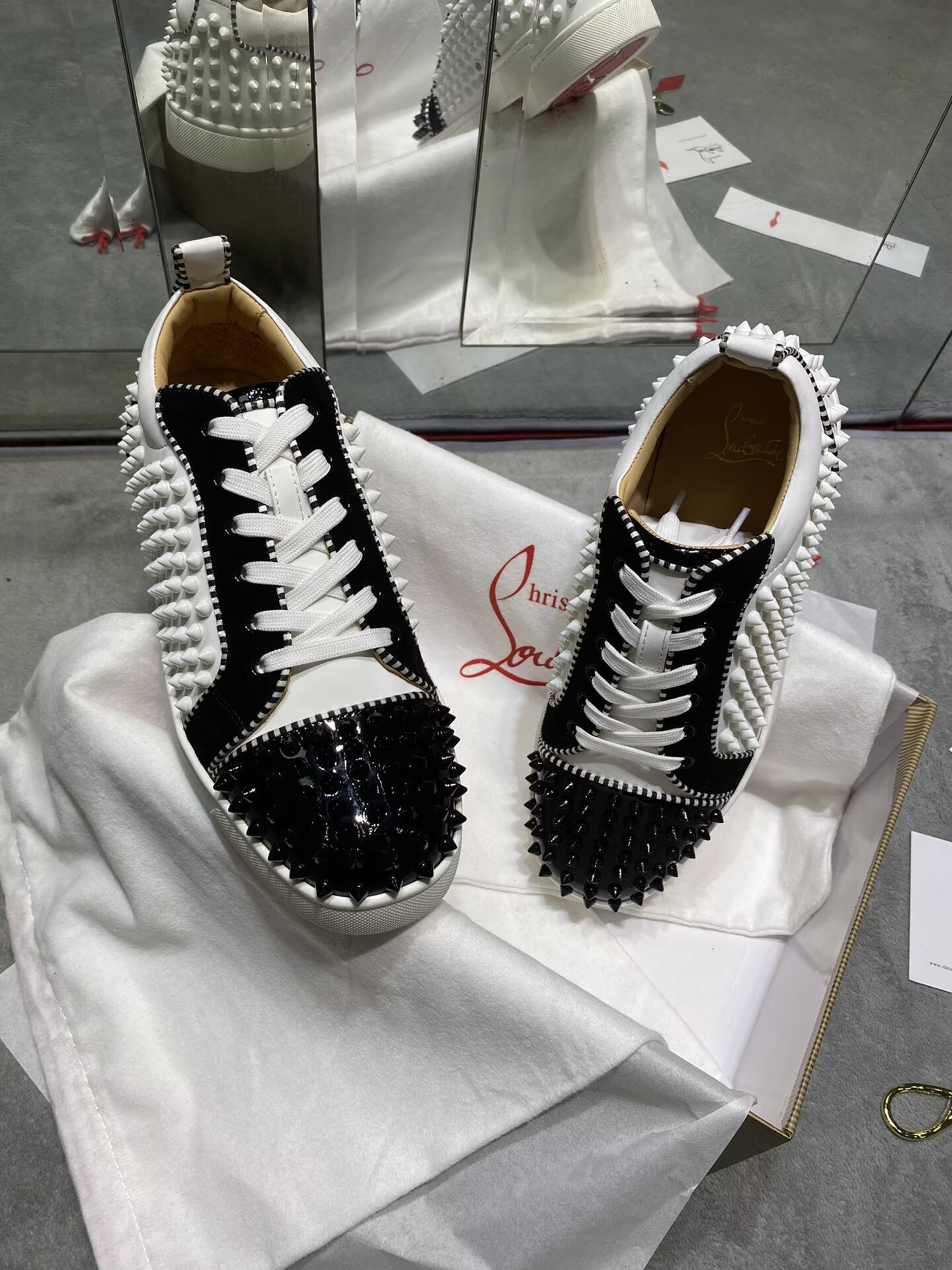 Christian Louboutin Red bottom - CCSHOES