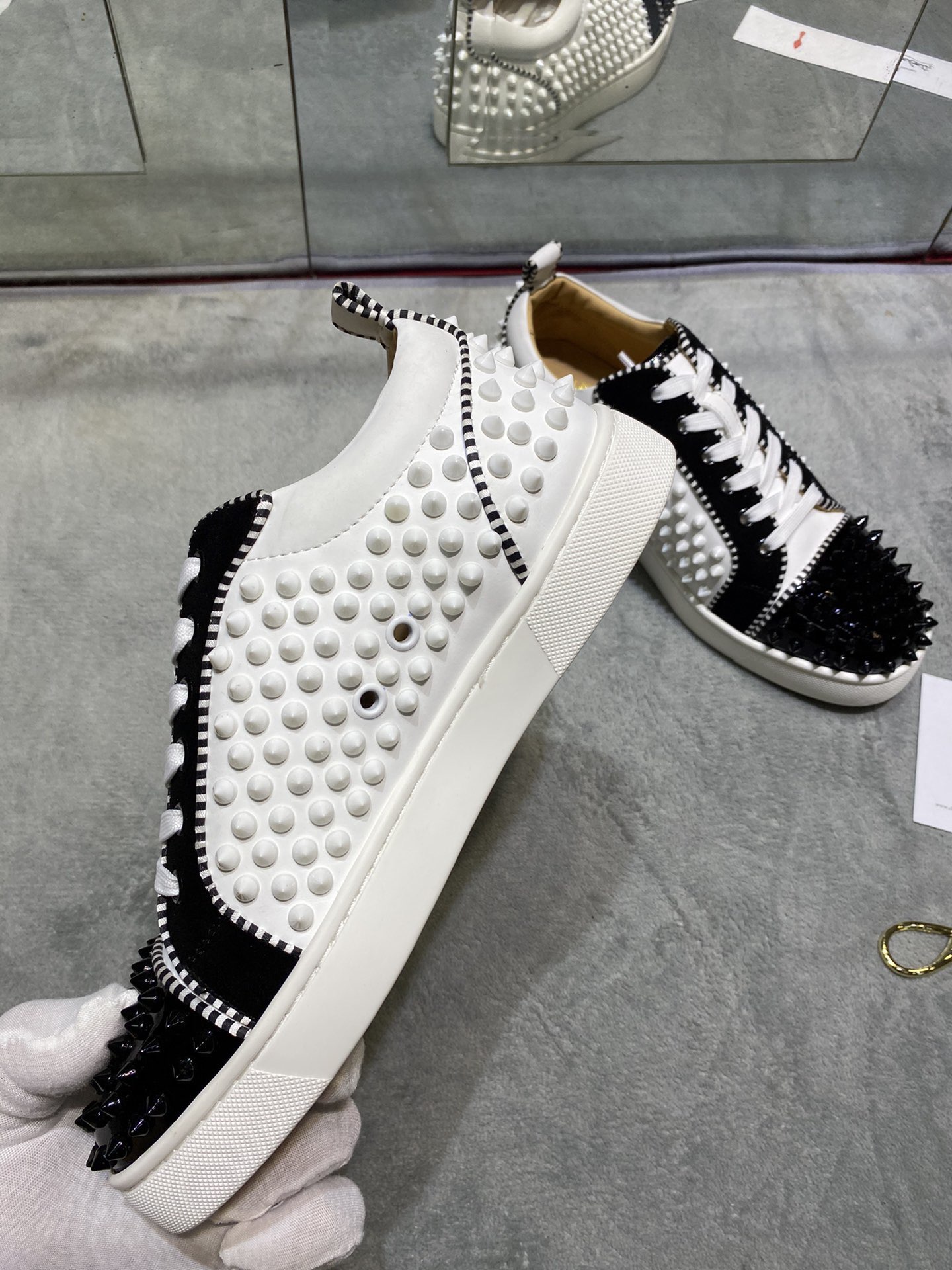 Christian Louboutin Red bottom - CCSHOES