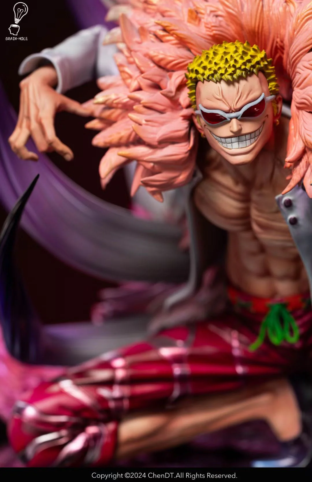 Brain Hole Studio - Squatting Posture Donquixote Doflamingo | 蹲姿唐吉诃德·多弗朗明哥