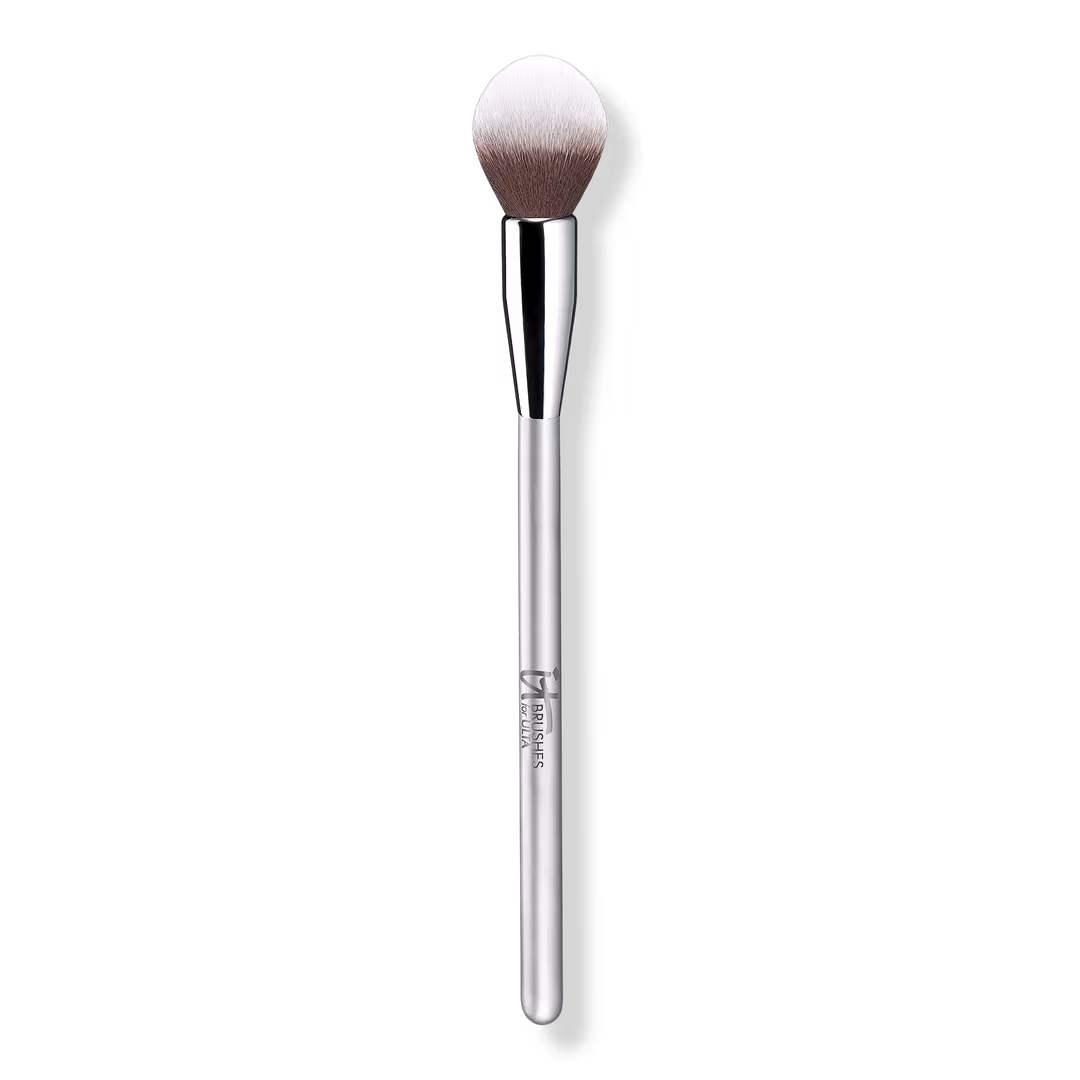 IT Brushes For ULTA  Airbrush Flawless Highlight Brush #140